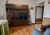 Дом с участком на продажу в городе Айбар. Фото