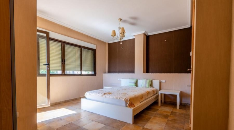 Alicante - Orihuela - 180m2