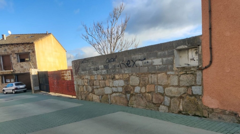 Comunidad de Madrid - Lozoyuela - 1055m2