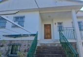 Chalet independiente con terreno en venta en Valdemorillo ref: TR252584 foto