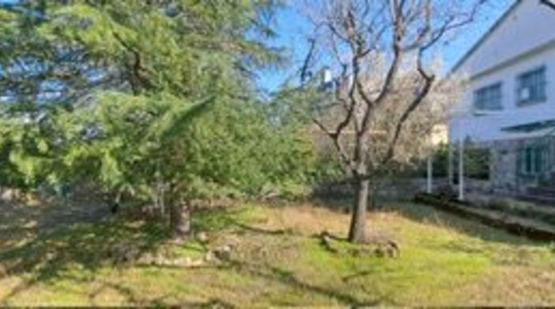 Comunidad de Madrid - Valdemorillo - 534m2