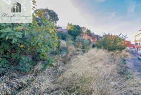 Vélez de Benaudalla 1200&nbsp;м²