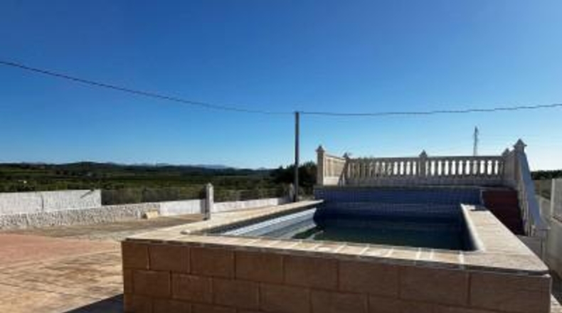 Valencia - Villamarchante - 1048m2