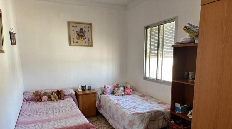 Valencia - Villamarchante - 1048m2