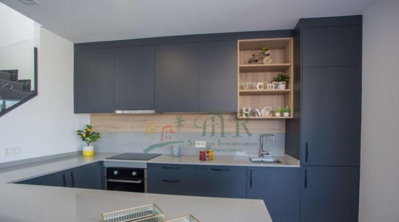 Аликанте - Los Montesinos - 215m2