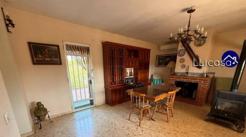 València - Llíria - 1144m2