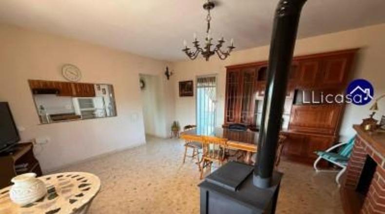 València - Llíria - 1144m2