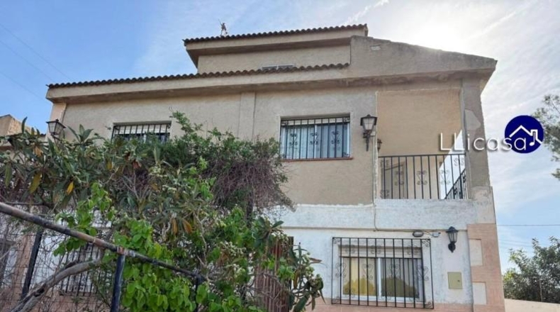 València - Llíria - 1144m2