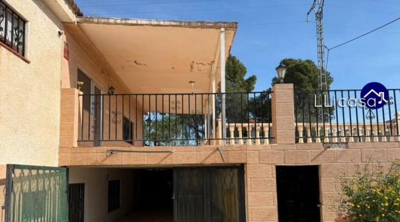 València - Llíria - 1144m2