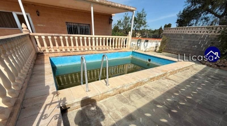 València - Llíria - 1144m2