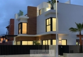 Chalet independiente con terreno en venta en la España, San Javier, ref: TR138352 foto