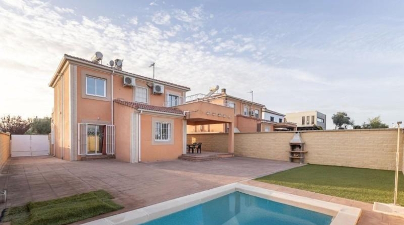 Granada - Atarfe - 403m2