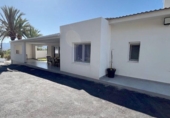 Chalet independiente con terreno en venta en la España, Elda, ref: TR404828 foto