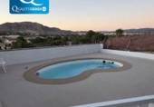 Chalet independiente con terreno en venta en la España, Elda, ref: TR404828 foto