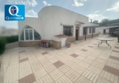 Отдельно стоящий дом с участком на продажу в городе Mutxamel Фото