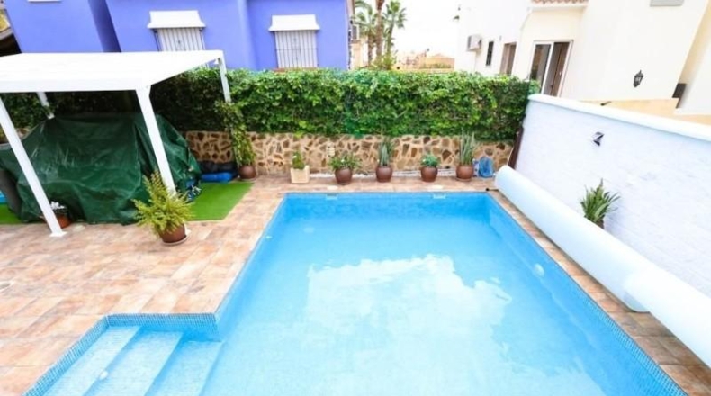 Alicante - Сан-Мигель-де-Салинас - 250m2