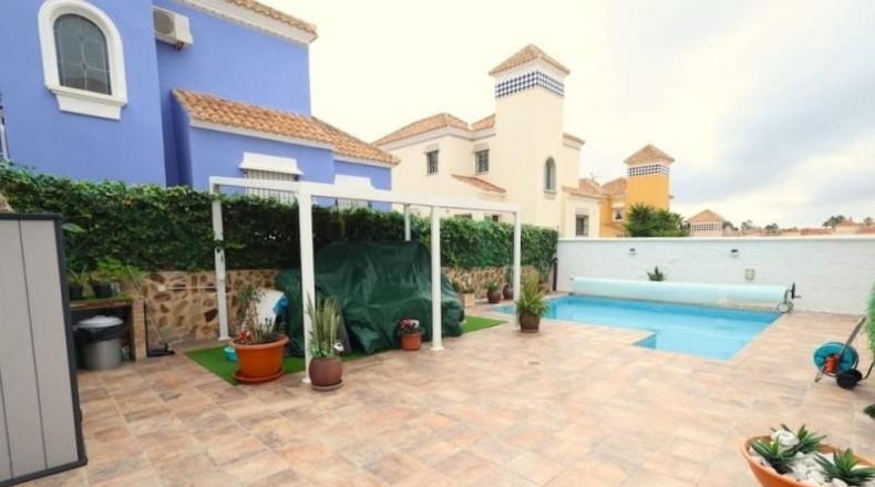 Alicante - Сан-Мигель-де-Салинас - 250m2