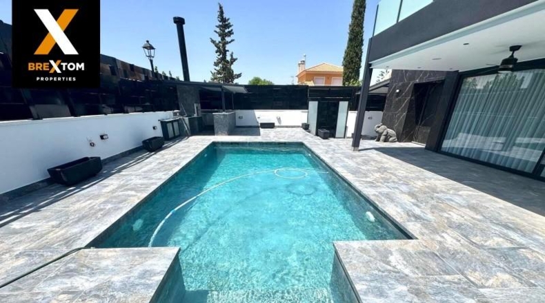 Мурсия - Molina de Segura - 472m2