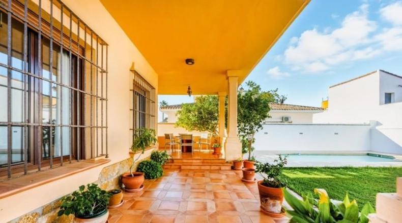Кадис - Chiclana de la Frontera - 606m2