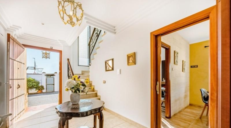 Кадис - Chiclana de la Frontera - 606m2