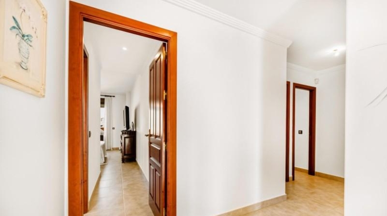 Кадис - Chiclana de la Frontera - 606m2