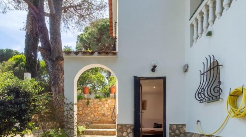 Gerona - l'Escala - 1048m2