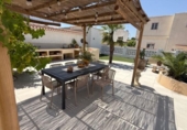 Chalet independiente con terreno en venta en la España, Torrevieja, ref: TR404911 foto