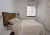 Chalet independiente con terreno en venta en la España, Torrevieja, ref: TR404911 foto