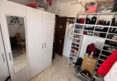 Отдельно стоящий дом с участком на продажу в городе Orihuela Фото