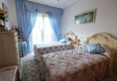Chalet independiente con terreno en venta en la España, Orihuela, ref: TR359292 foto