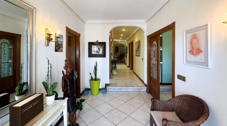 Alicante - Torrevieja - 290m2