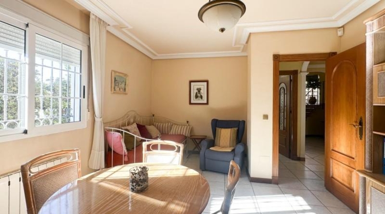 Alicante - Torrevieja - 290m2