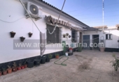 Xalet independent amb terreny en venda a La Carlota ref.: TR369016 foto