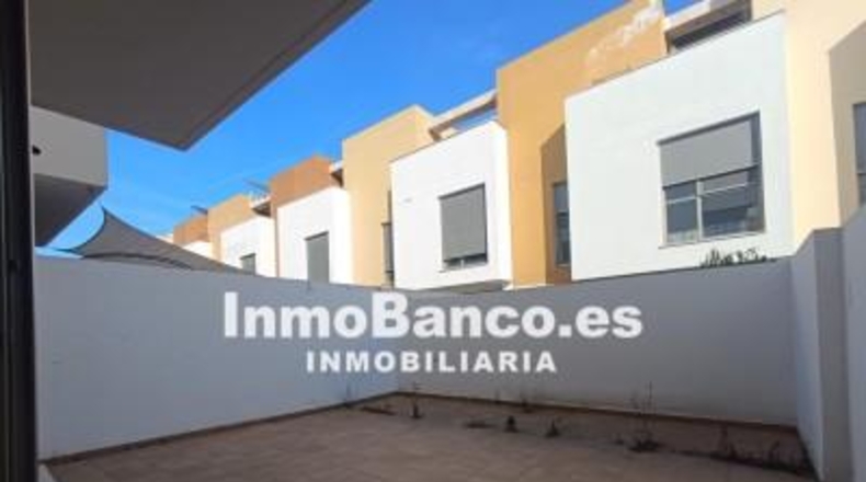 Valencia - Puebla de Vallbona - 224m2