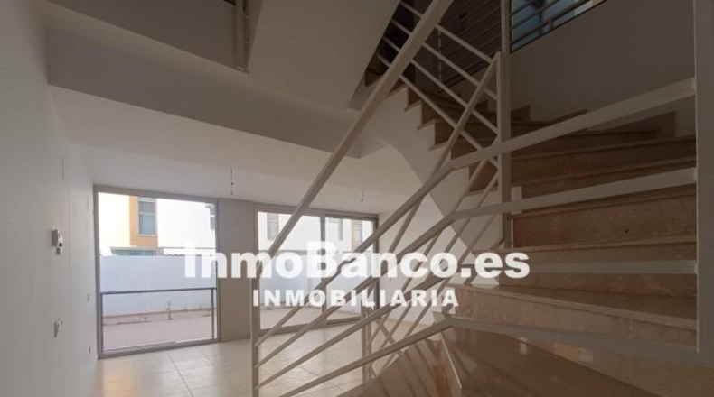 Valencia - Puebla de Vallbona - 224m2