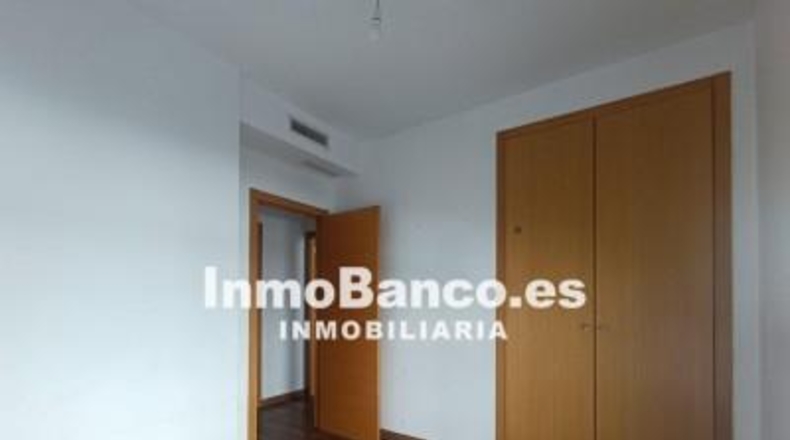 Valencia - Puebla de Vallbona - 224m2