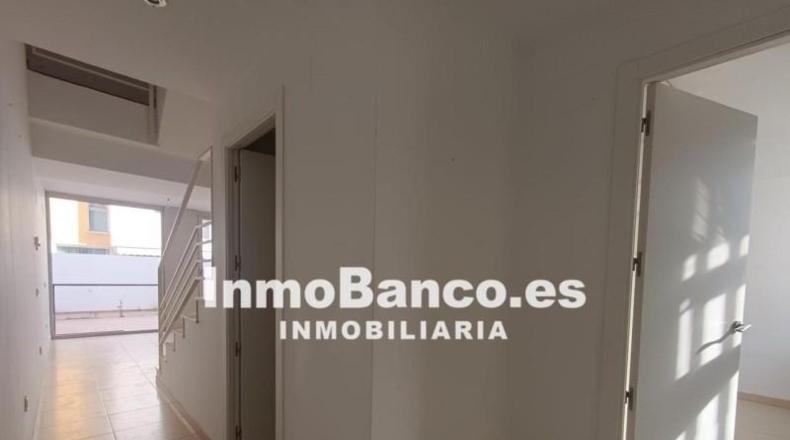 Valencia - Puebla de Vallbona - 224m2