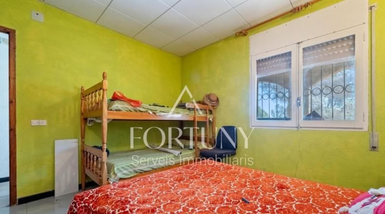 Таррагона - Vilanova d'Escornalbou - 16000m2