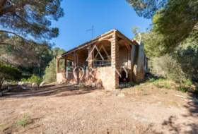 Vilanova d'Escornalbou 16000&nbsp;м²