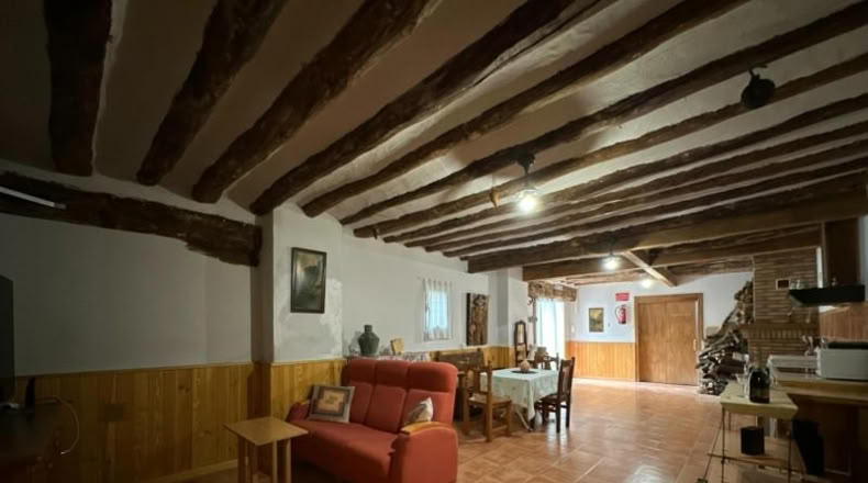 Navarra - Cortes - 274m2