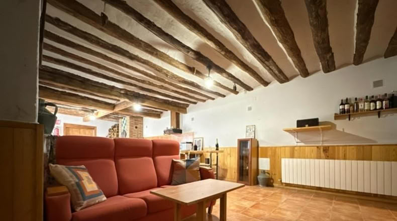 Navarra - Cortes - 274m2