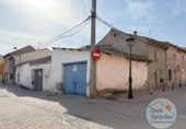Дом с участком на продажу в городе Renedo de Esgueva Фото