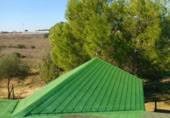 Chalet independiente con terreno en venta en la España, Rociana del Condado, ref: TR140371 foto