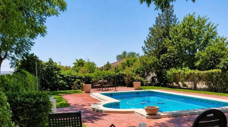 Córdoba - Belmez - 3000m2