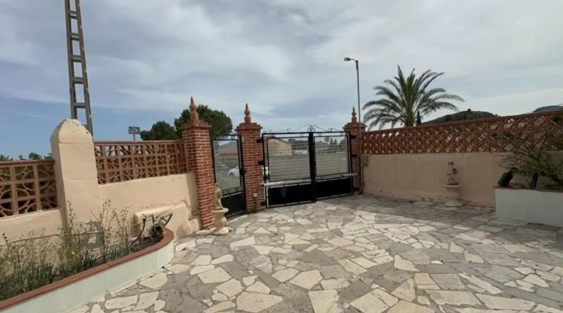 Alicante - Orihuela - 1700m2