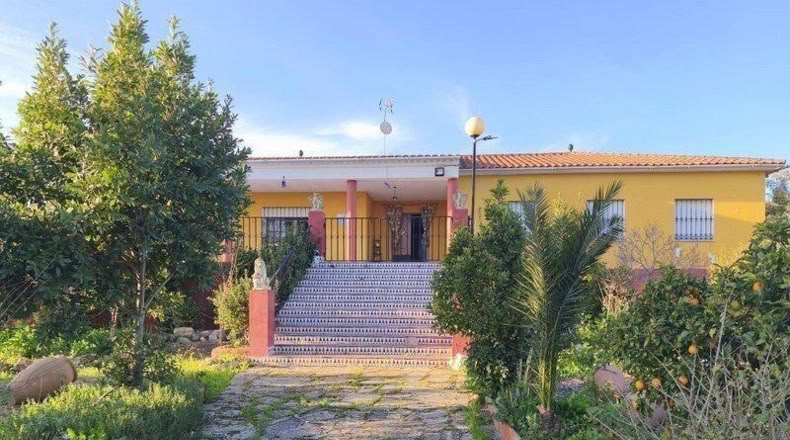 Badajoz - Mérida - 16315m2