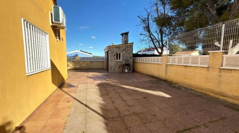Valencia - Villamarchante - 802m2