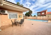 Chalet independiente con terreno en venta en la España, Murcia, ref: TR369600 foto