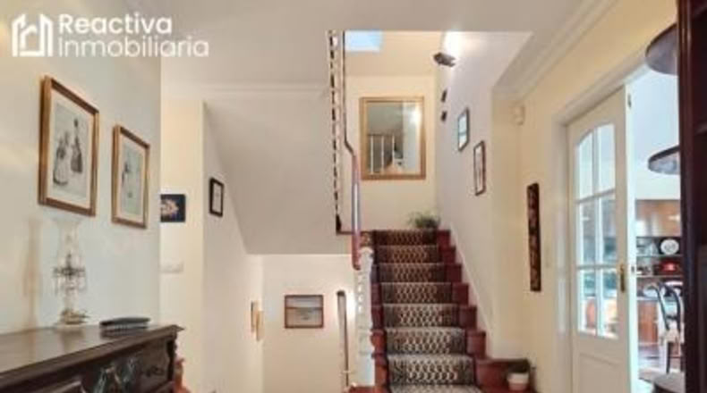 La Coruña - Santiago de Compostela - 1740m2