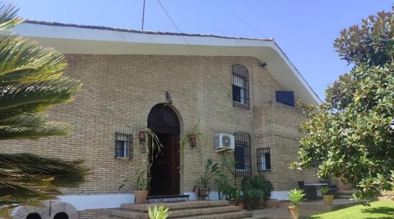 Sevilla - Tomares - 1047m2